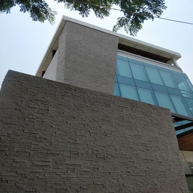 MCM Flexible Wall Decorating Stones